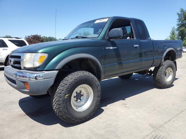  Salvage Toyota Tacoma