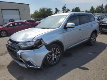  Salvage Mitsubishi Outlander