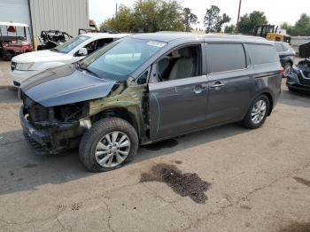  Salvage Kia Sedona