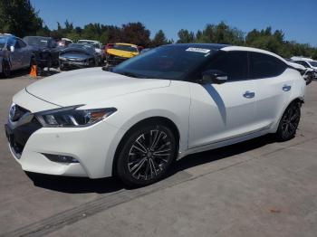  Salvage Nissan Maxima