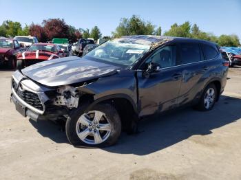  Salvage Toyota Highlander