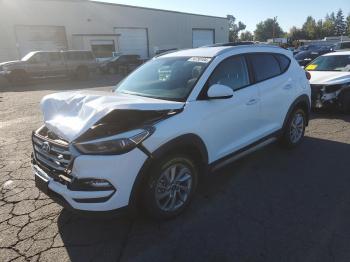  Salvage Hyundai TUCSON