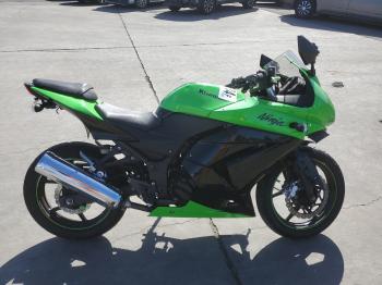  Salvage Kawasaki Ninja 250R