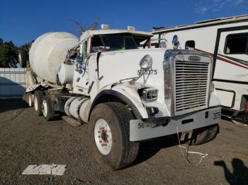  Salvage Freightliner Cascadia 1