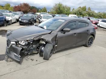  Salvage Mazda 3