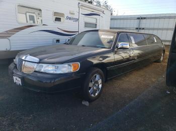  Salvage Lincoln Towncar