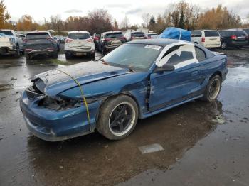  Salvage Ford Mustang