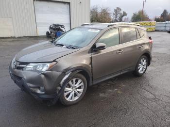  Salvage Toyota RAV4