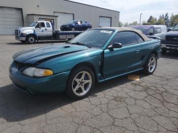  Salvage Ford Mustang