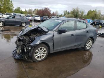 Salvage Toyota Yaris