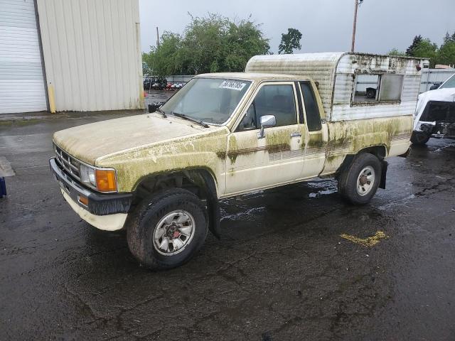  Salvage Toyota Pickup