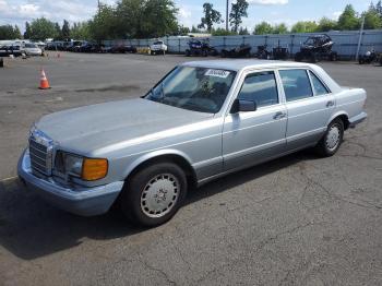  Salvage Mercedes-Benz 560-Class