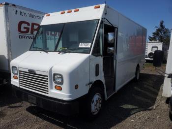  Salvage Freightliner Chassis M