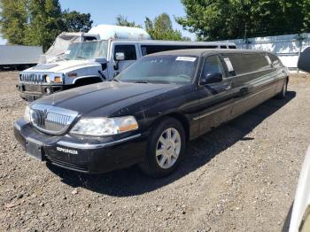  Salvage Lincoln Towncar