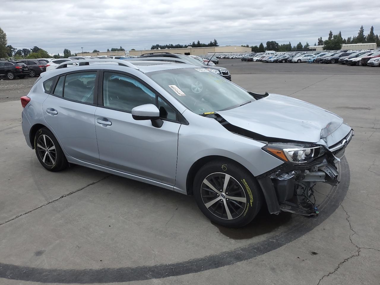 Subaru Impreza Premium Image 3