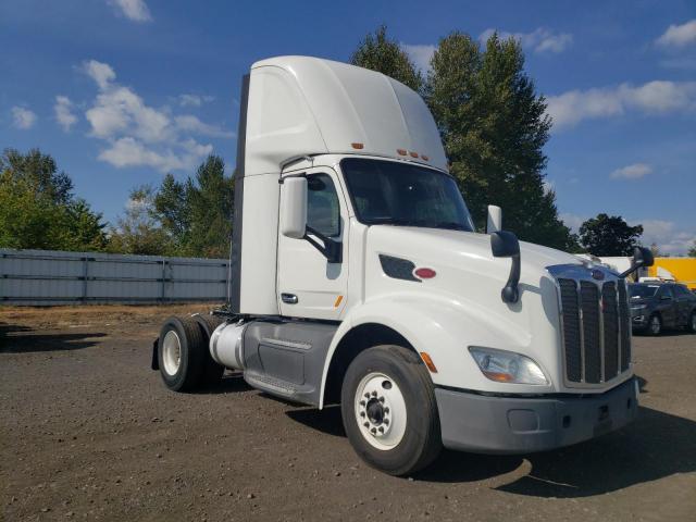  Salvage Peterbilt Tractor 579