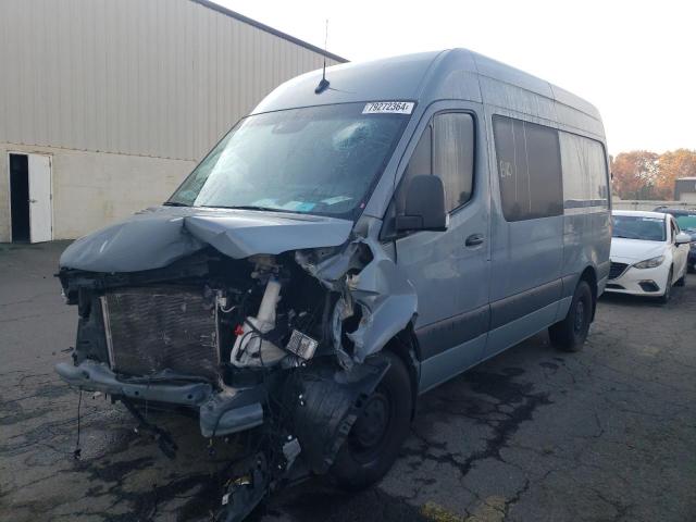  Salvage Mercedes-Benz Sprinter