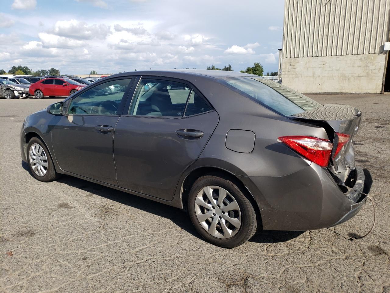 Toyota Corolla L Image 3