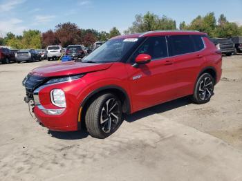  Salvage Mitsubishi Outlander