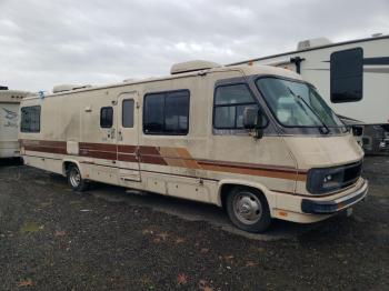  Salvage Chevrolet P30