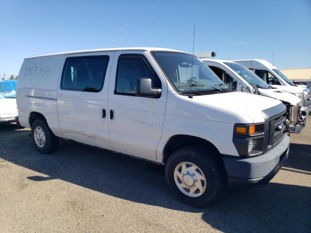 Ford Econoline E250 Van Image 3