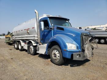  Salvage Kenworth T880