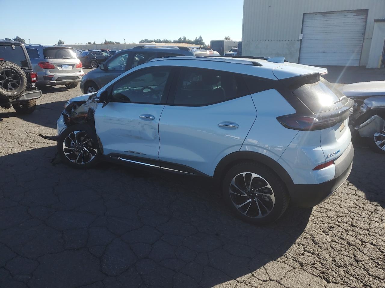 Chevrolet Bolt Premier Image 2