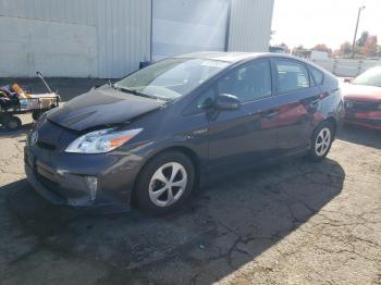  Salvage Toyota Prius