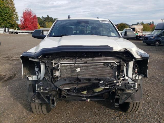 Ram 3500 Laramie Image 8