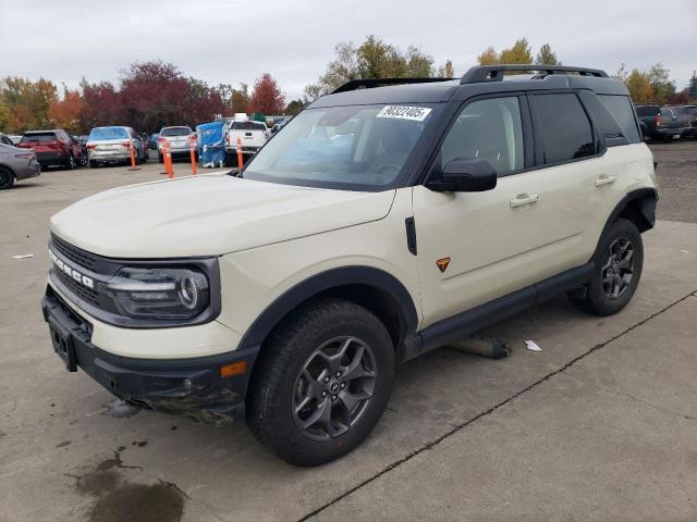  Salvage Ford Bronco