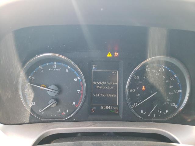 Toyota RAV4 Limited Image 4