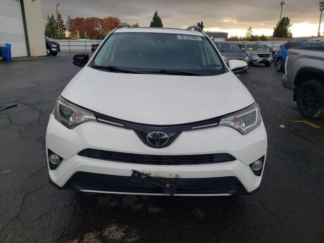 Toyota RAV4 Adventure Image 7
