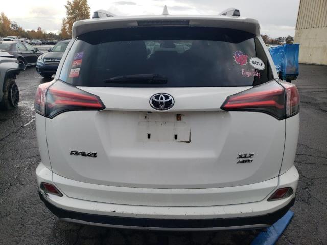 Toyota RAV4 Adventure Image 3
