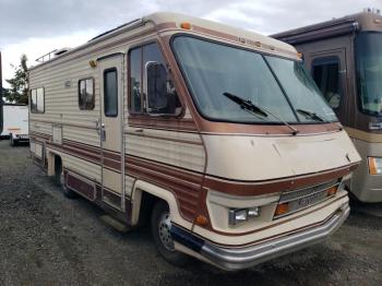  Salvage Chevrolet P30