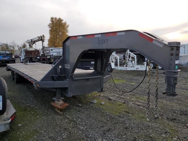  Salvage Roadcipper Trailer