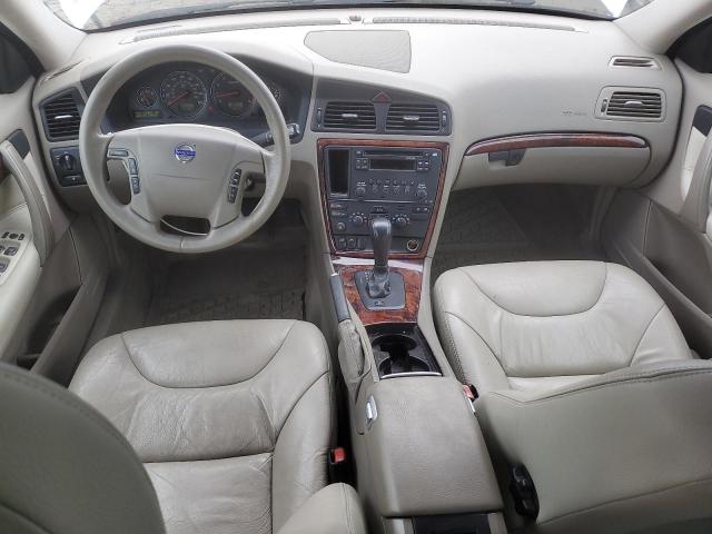 Volvo V70 2.5t Image 4