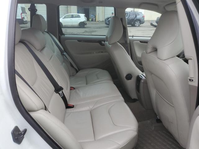 Volvo V70 2.5t Image 2