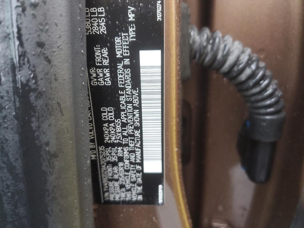 Volvo XC60 T6 Image 12