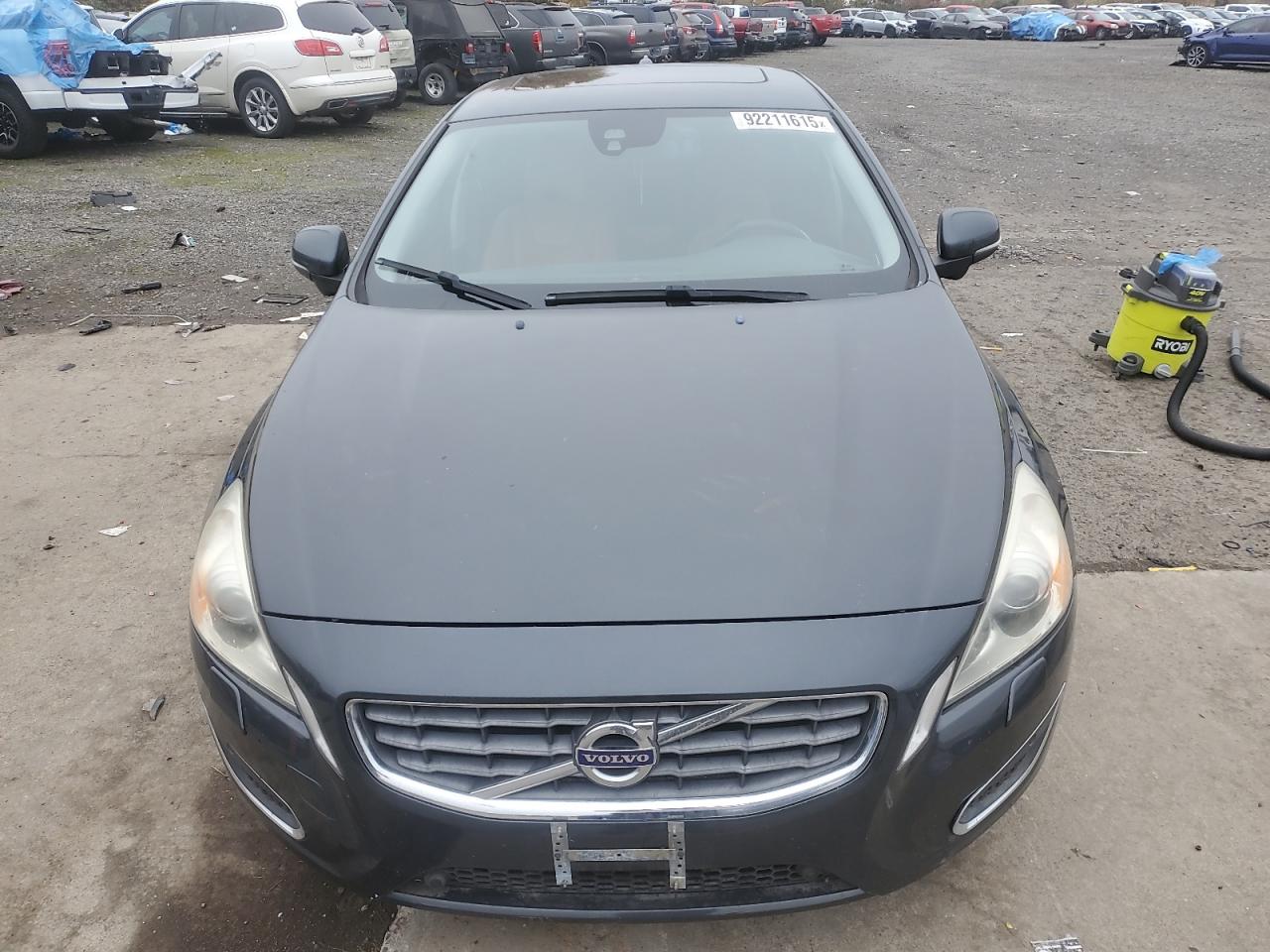 Volvo S60 T5 Image 4