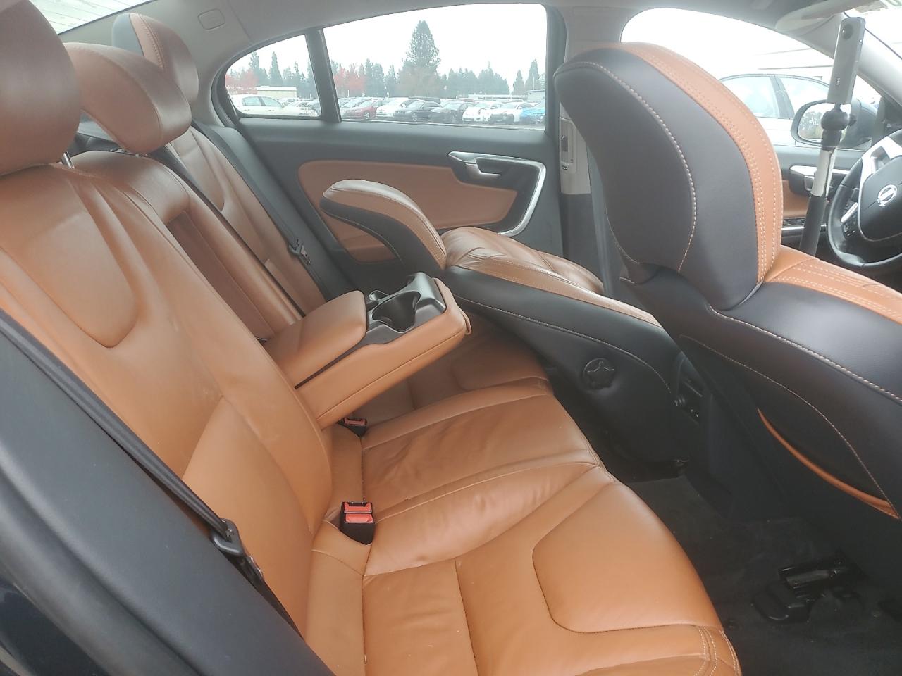 Volvo S60 T5 Image 8