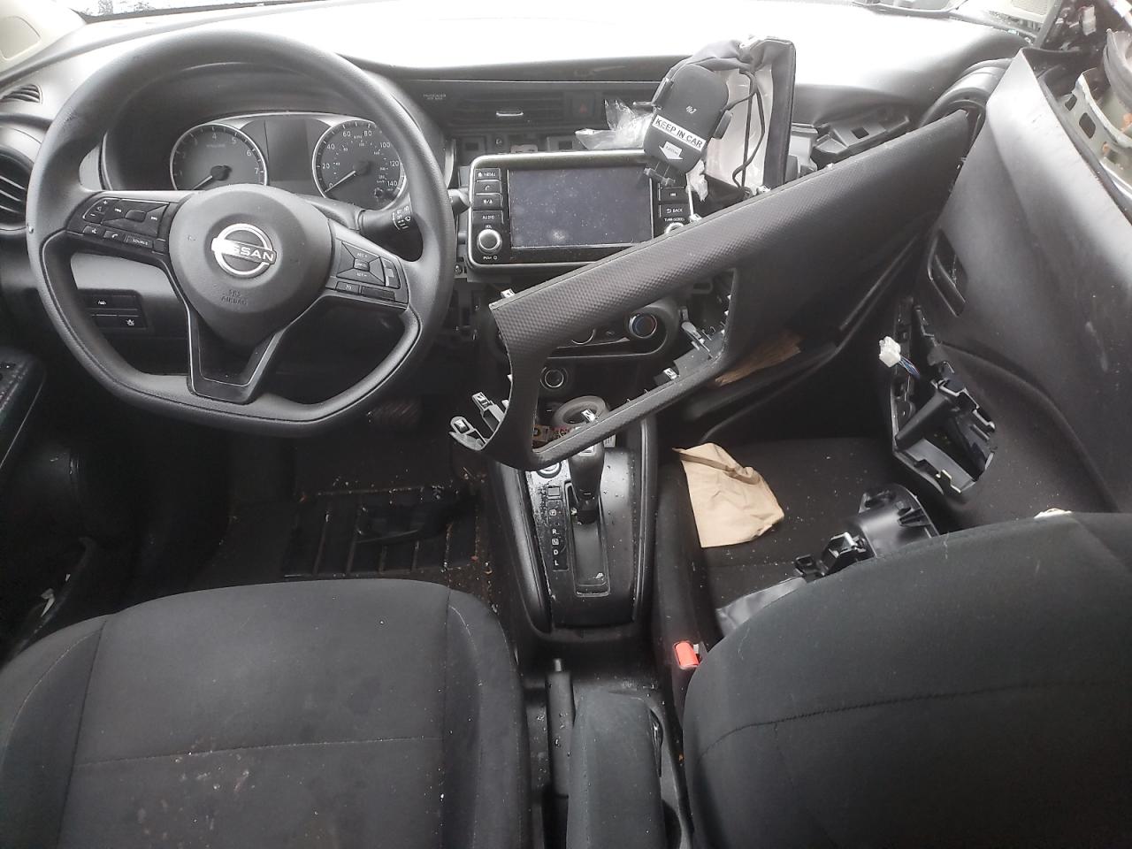 Nissan Kicks S Image 11