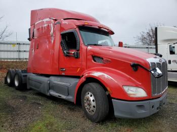  Salvage Peterbilt 579