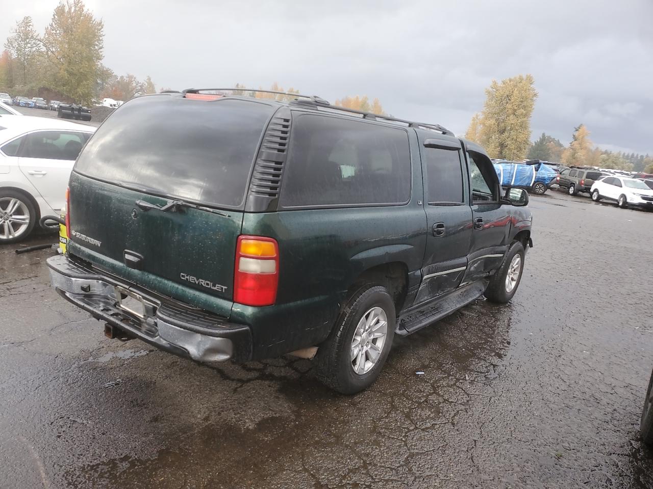 Chevrolet Suburban K1500 Image 2