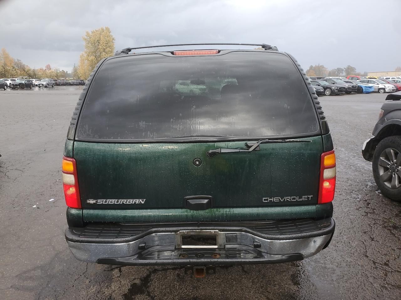 Chevrolet Suburban K1500 Image 5