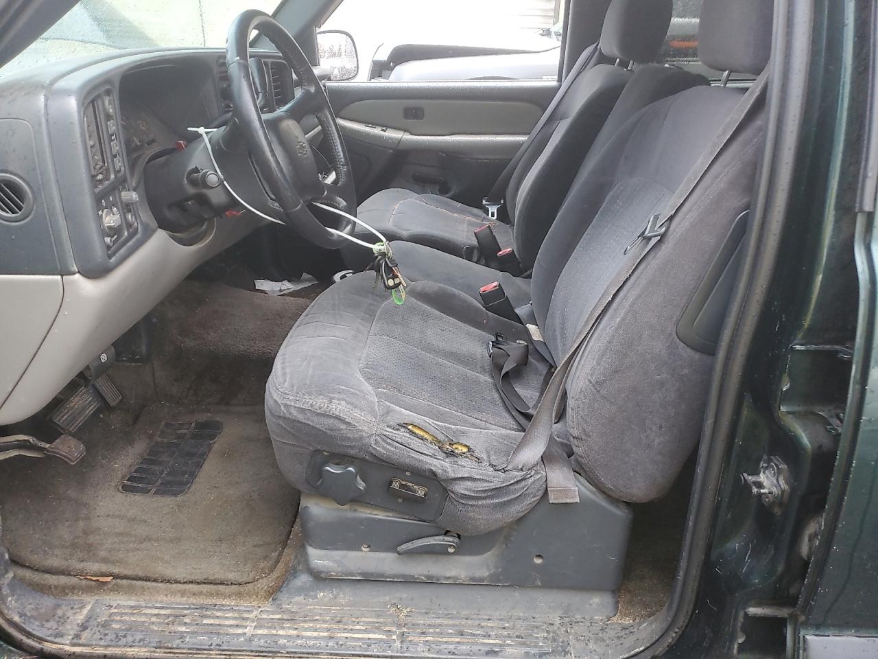 Chevrolet Suburban K1500 Image 6