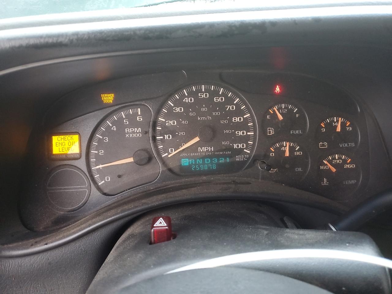 Chevrolet Suburban K1500 Image 12