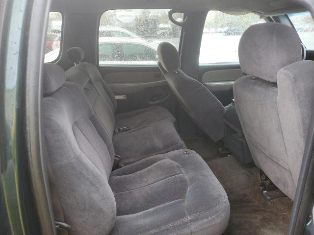 Chevrolet Suburban K1500 Image 9