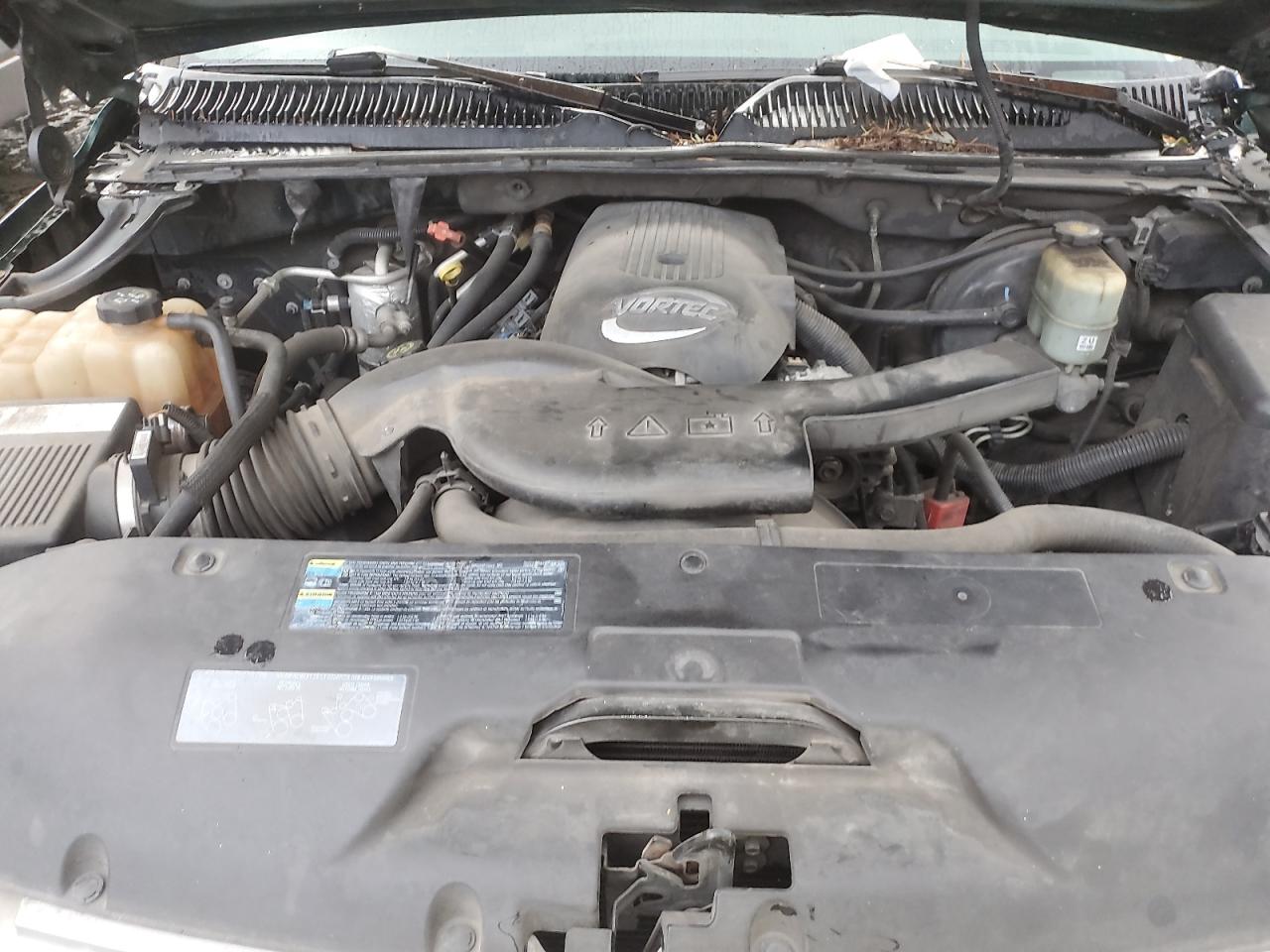 Chevrolet Suburban K1500 Image 11