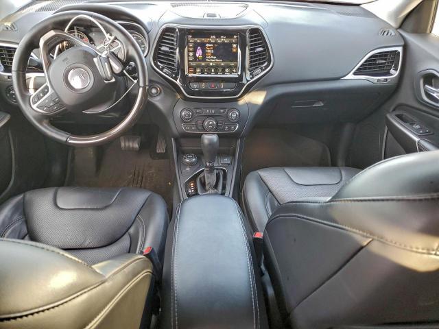 Jeep Cherokee Overland Image 8