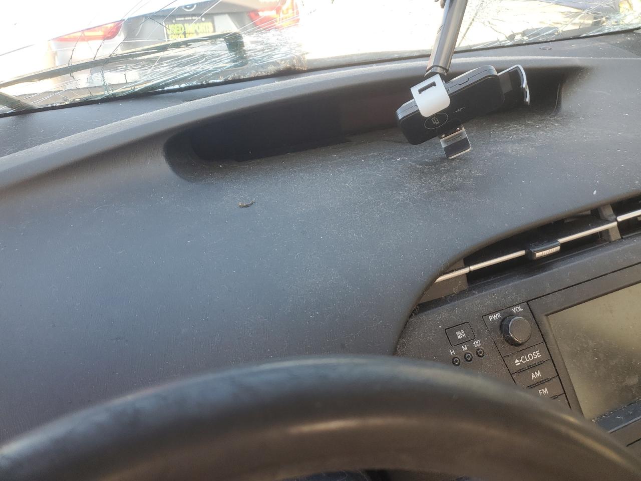 Toyota Prius Image 10